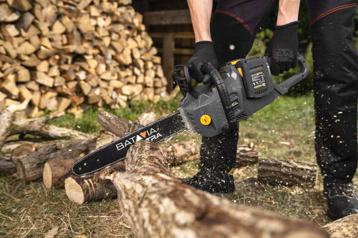 BATAVIA Akku-Kettensäge 18V 4 Ah MAXXPACK